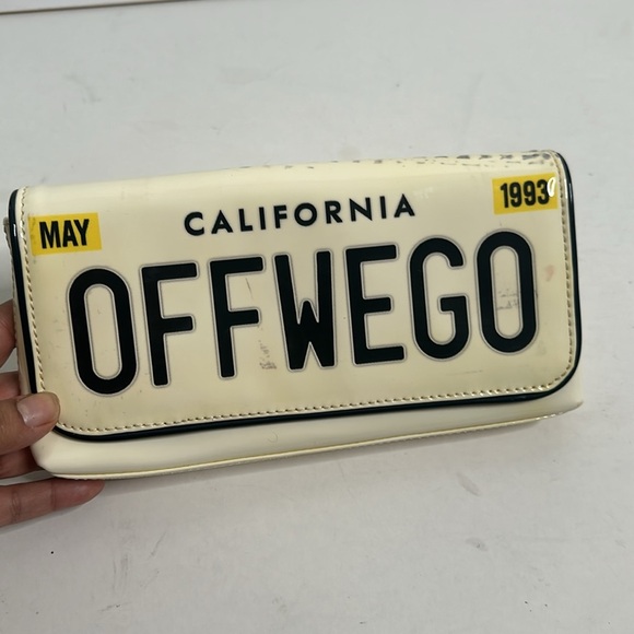 Kate speed off  we go California may 1993 satchel - Picture 2 of 7